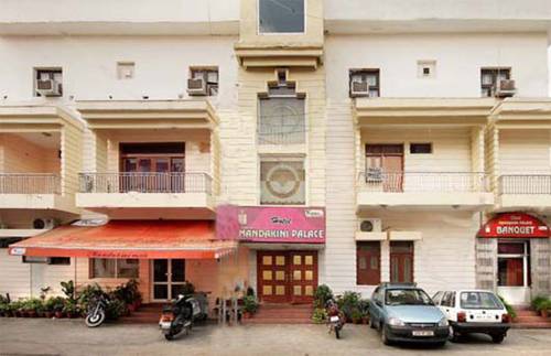 Hotel Mandakini Palace